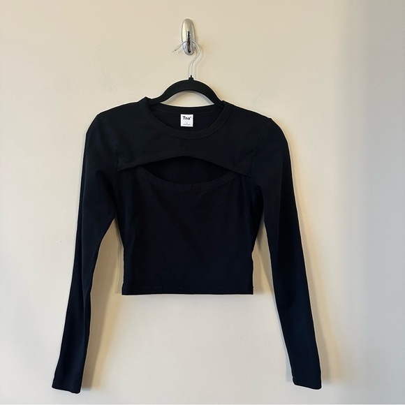 Aritzia-tna Tnachill Costa Long Sleeve With Cutout In Black (Size:Small) - Picture 2 of 8